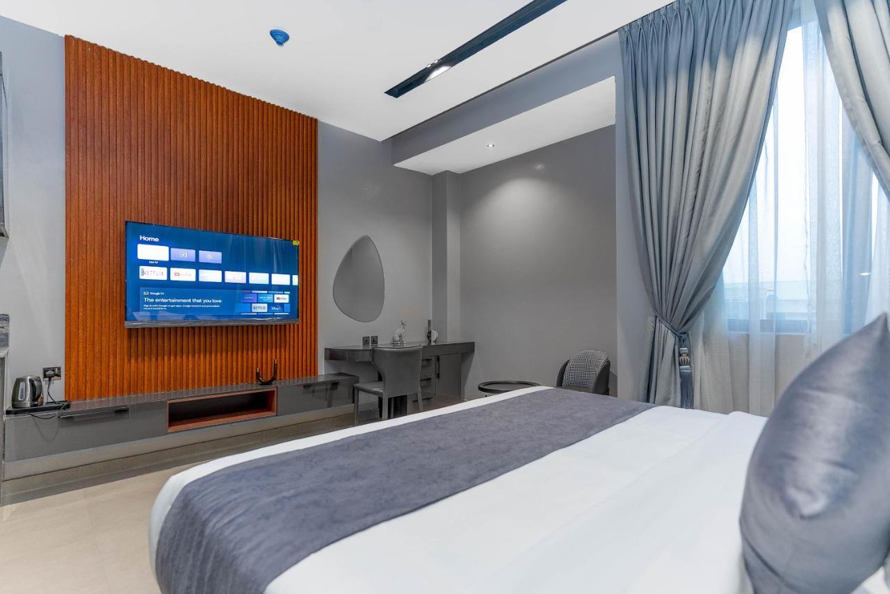 Gta Hotel Ikeja Buitenkant foto