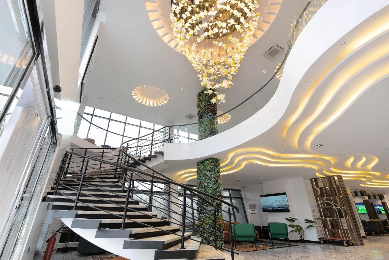 Gta Hotel Ikeja Buitenkant foto
