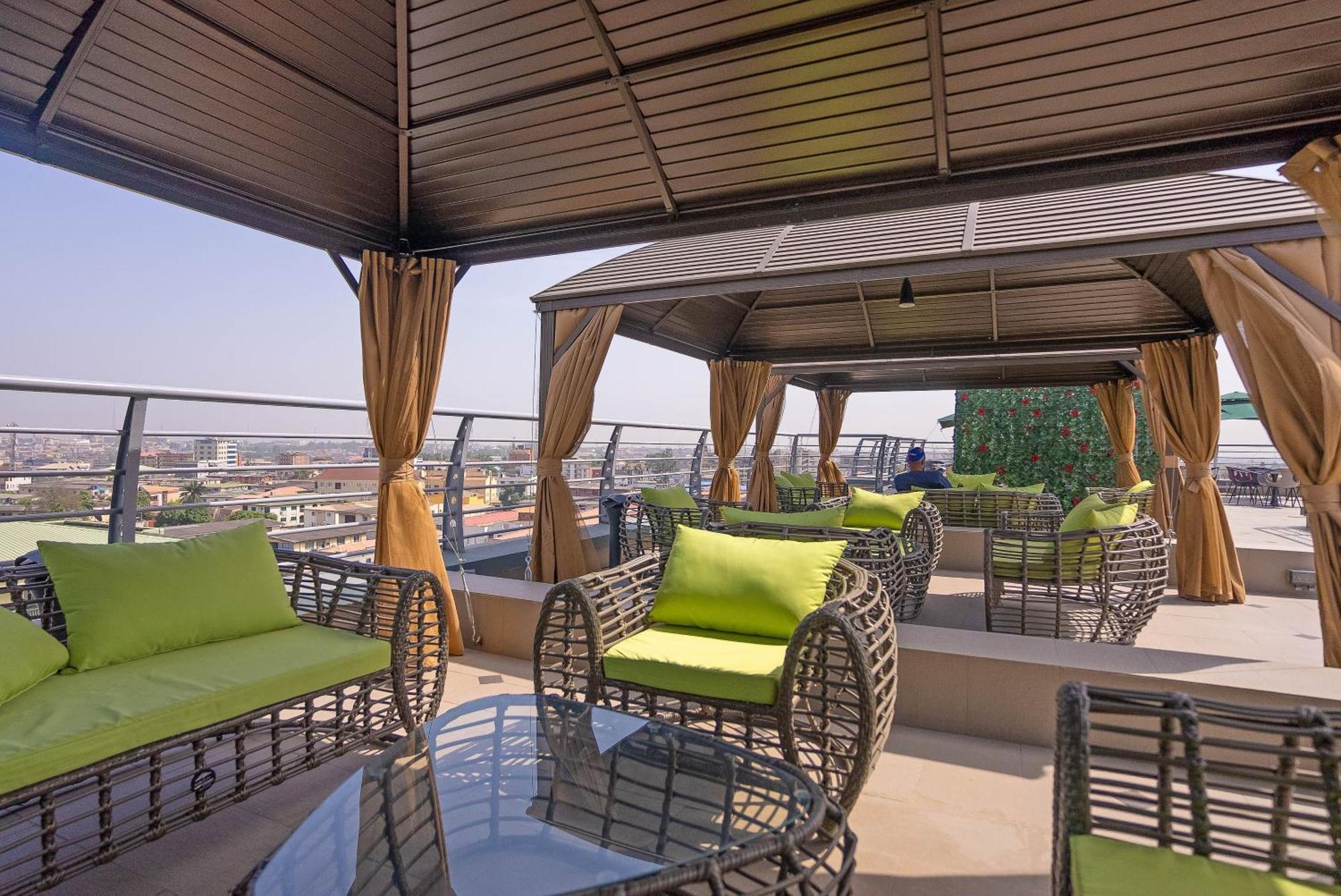 Gta Hotel Ikeja Buitenkant foto